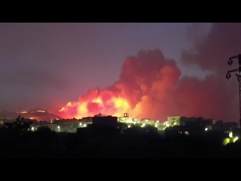 Agrigento, le fiamme avvolgono S. Stefano Quisquina: decine di evacuati