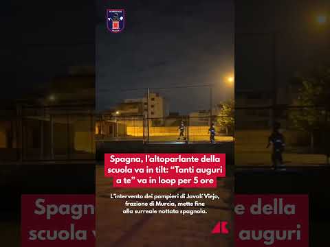 Spagna, l’altoparlante della scuola va in tilt: “Tanti auguri a te” va in loop per 5 ore