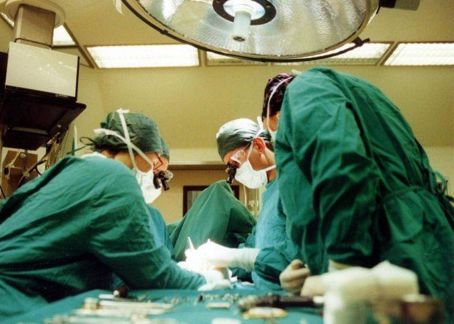 Napoli, cuore ‘danneggiato’ trapiantato a bimbo di 2 anni: aperta inchiesta e sospesi due medici