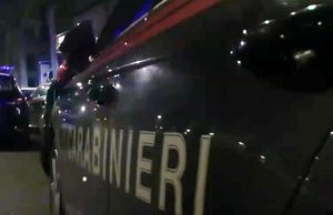 Genova, lite finisce in dramma a Campomorone: due uomini precipitati dalla finestra, un terzo barricato in casa