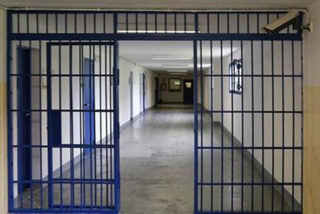 Sassari, condanna a 24 anni per l’uomo che uccise il padre con la fiocina