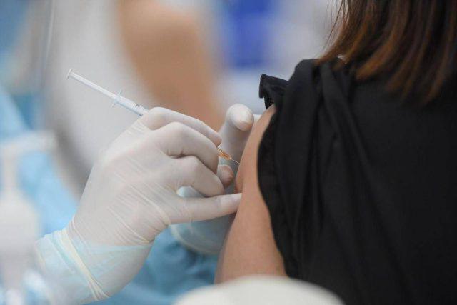Vaccini, da antinfluenzale a anti-pertosse: ecco quelli per le donne in gravidanza