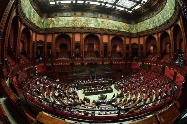 Pressing alla Camera per stop all’ora solare, Lega chiede risoluzione al governo