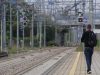 Persone sui binari, treni fermi sulla Genova-Savona: stop circolazione per 40 minuti