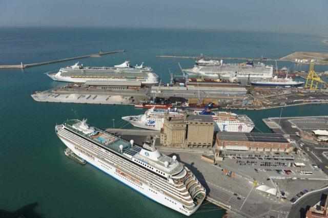 navi da crociera Livorno Porto