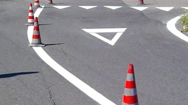 segnaletica-orizzontale-big-beta-2.jpg strisce strada lavori