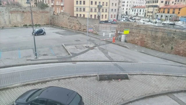 parcheggio santa trinita Livorno porto terminal crociere