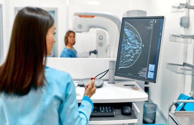 Tumori, in Italia 280 Breast Unit per assistere 925mila donne con cancro al seno