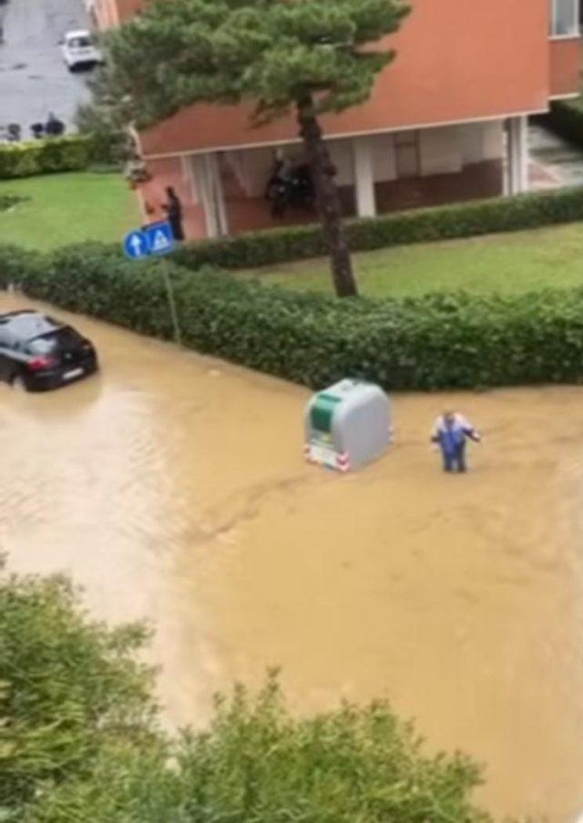 allagamenti, pioggia, maltempo, allerta alluvione livorno