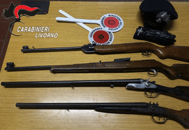 armi fucili sequestro carabinieri
