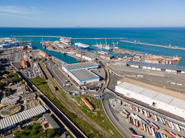 foto livorno porto navi