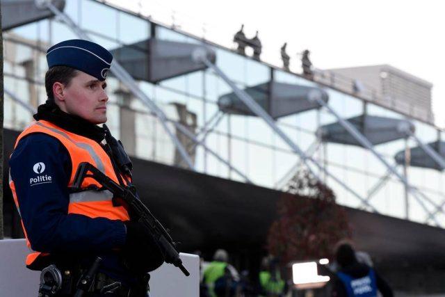 Ancora droni sul Belgio, nuovo avvistamento su una base militare