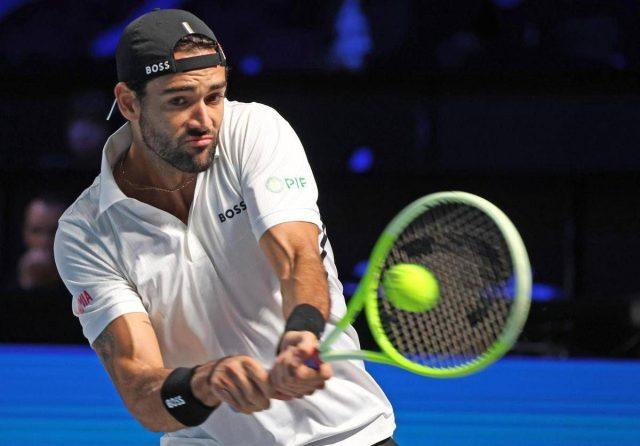 Atp Finals, anche Berrettini si allena a Torino. Prima il calcio tennis, poi il saluto con l’ex coach Santopadre