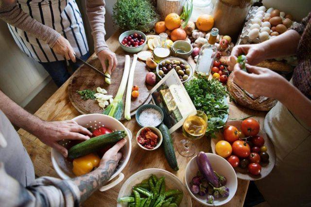 Diabete, cosa mangiare e cosa evitare a tavola: i cibi promossi e bocciati