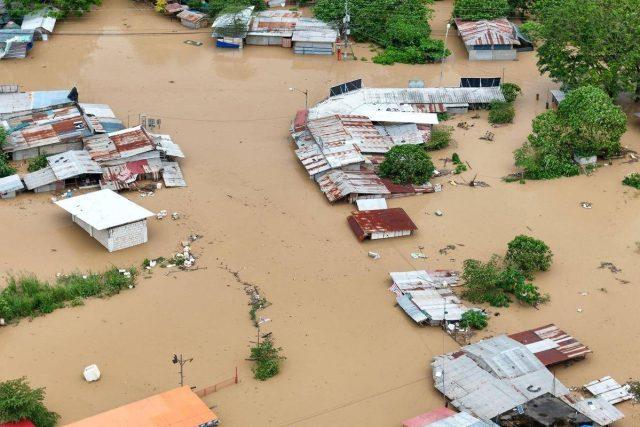 Filippine, 1,4 milioni di persone evacuate a causa del super tifone Fung-wong