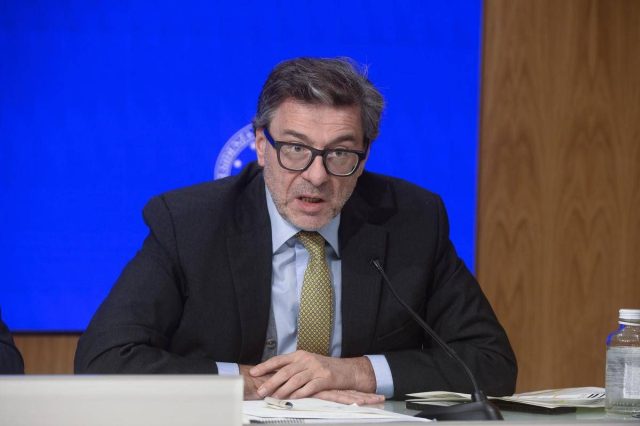 Manovra, ‘svolta’ pensioni ma anche Ponte sullo Stretto e casa: le misure in arrivo