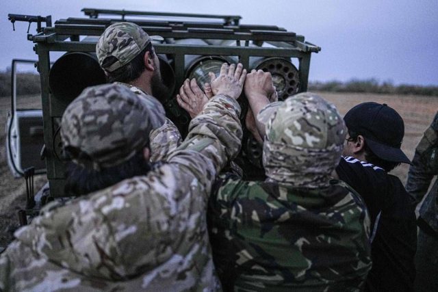 Siria, attacchi aerei degli Usa contro postazioni Isis
