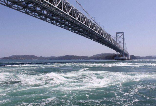 Terremoto in Giappone, magnitudo 7,6: diramato allarme tsunami