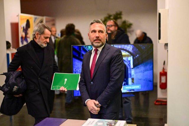 Trasporti, Lucente (Regione Lombardia): “Info point aggiorna utenza su avanzamento lavori”