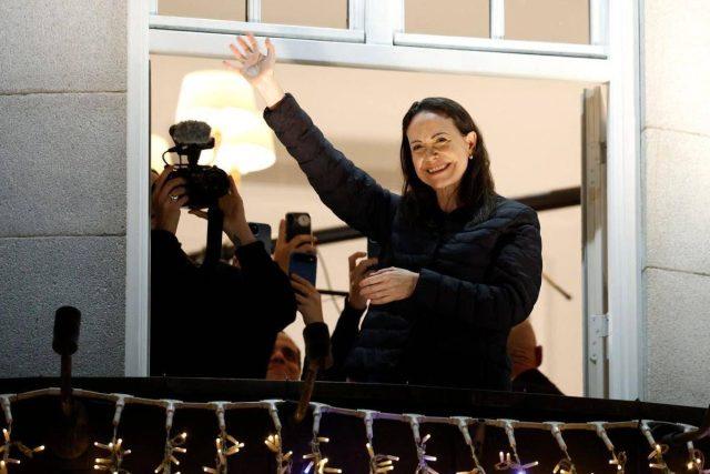 Venezuela, premio Nobel Machado appare in pubblico dopo mesi di clandestinità