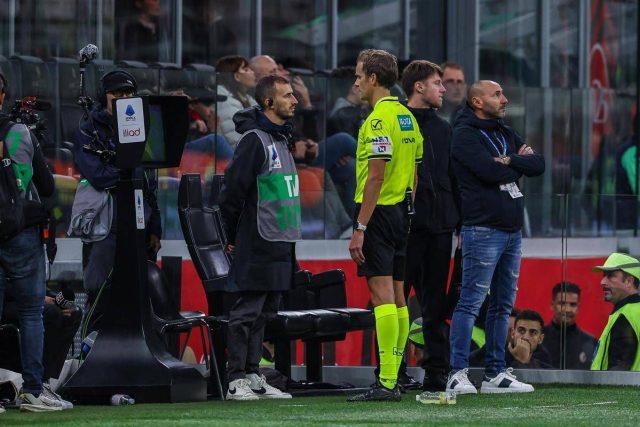 Calcio, decisioni che cambiano e protocolli che saltano: il Var è fuori controllo?