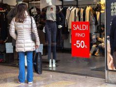 Toscana, fissata la data dei saldi estivi: al via il 4 luglio