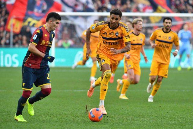 Serie A, Sassuolo-Parma e Genoa-Pisa finiscono 1-1