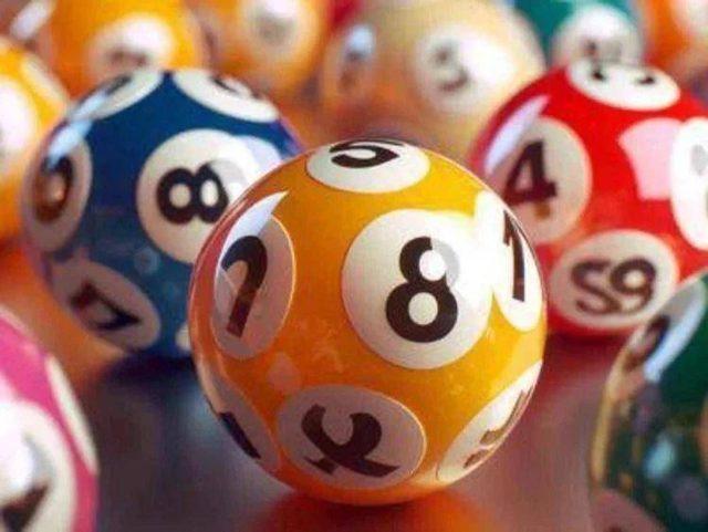 Superenalotto, numeri combinazione vincente di oggi 5 febbraio