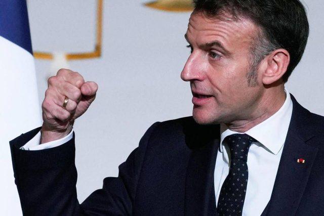 Usa, affondo di Macron: “Aggressione neocoloniale, si stanno allontanando da alleati”