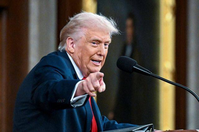 Iran, Trump: “La guerra finirà presto, avanti fino alla vittoria totale”