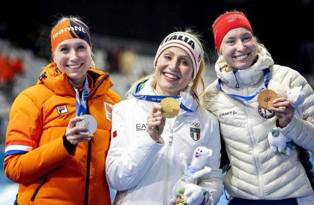 Milano Cortina, Lollobrigida regina d’oro: “Brignone mi ha dato la carica”