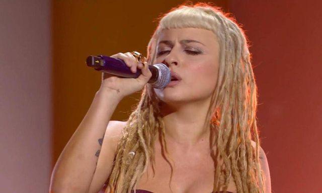 Sanremo, emozione per l’omaggio ad Ornella Vanoni: la nipote canta ‘Eternità’