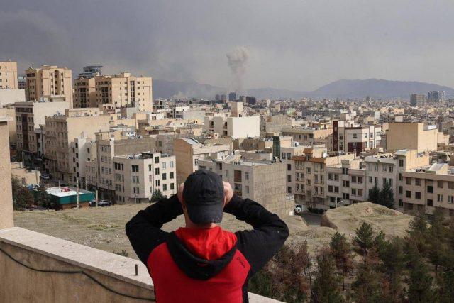 Attacco all’Iran, cosa fa l’Europa: le posizioni di Francia, Gran Bretagna, Spagna