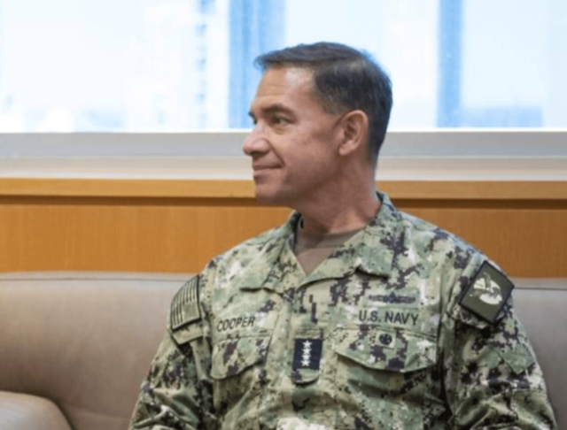 Brad Cooper, chi è il capo del Centcom: l’ammiraglio guida gli attacchi contro l’Iran