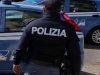 Inseguimento a Ostia, auto in fuga dalla polizia investe due ragazze