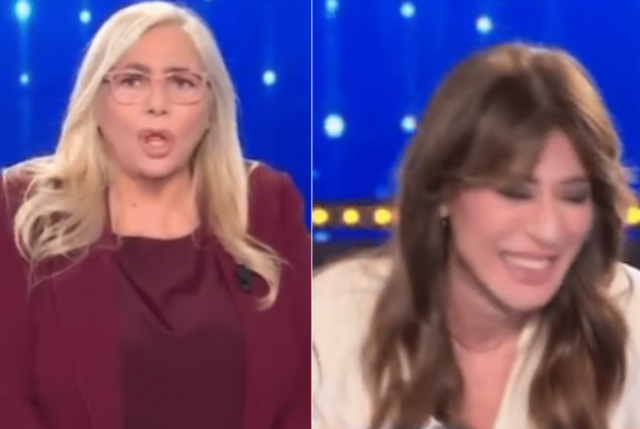 Mara Venier, gaffe in diretta: sente squillare il telefono ma…