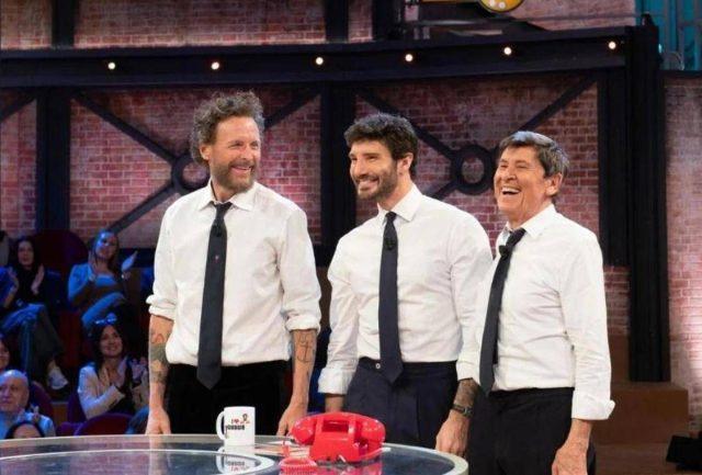 Affari Tuoi, stasera puntata speciale con Jovanotti e Morandi