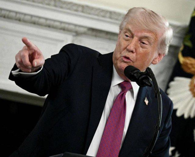 Iran-Usa, Trump cancella missione negoziatori in Pakistan: “A Teheran non si sa chi comanda”