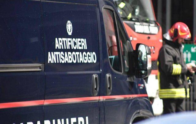 Roma, molotov esplosa davanti a un palazzo a San Giovanni