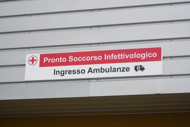 Hantavirus, l’alert Uk e i sanitari nel B&B: così è stato trovato il turista inglese a Milano