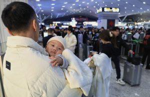 Cina, stanziati 99,9 mld di yuan per sussidi all’infanzia per il 2026