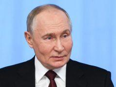 Putin “In Ucraina avanziamo, ma siamo pronti ad una soluzione pacifica”