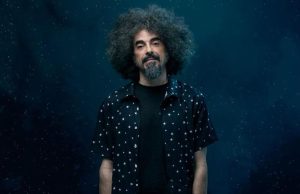 Caparezza è tornato, il concerto (in orbita) a Roma