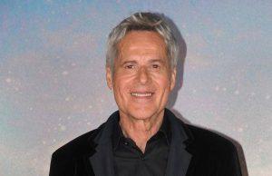 Claudio Baglioni fermato da una polmonite, il ‘GrandTour La vita è adesso’ slitta al 2027
