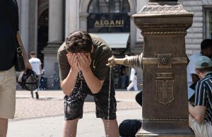 Continua l’ascesa dell’afa, oggi bollino rosso per caldo in 17 città