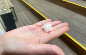Grandinata a Roma, pioggia di chicchi grandi come palle da golf