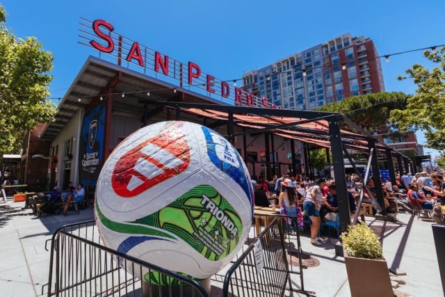 Mondiali 2026, sparatoria in una Fan Zone di San Jose: un morto e un ferito grave