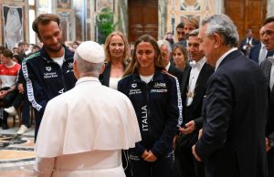 Papa Leone XIV riceve gli atleti del ‘Settecolli’: “Sport medicina per corpo e spirito”