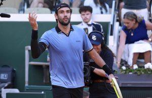 Roland Garros, Berrettini perplesso nel match contro Arnaldi: cos’è successo con l’arbitro