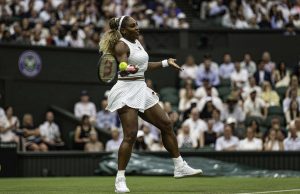 Serena Williams subito k.o. a Wimbledon, Joint vince in 3 set